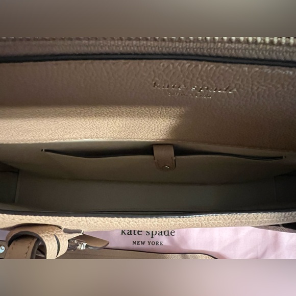 OFFERS OPEN! Kate Spade Beige Cream Tote Bag for laptop or work or personal - Picture 7 of 16